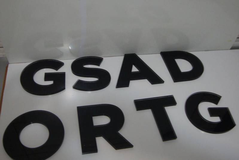 Letras em Acrílico para Lojas Aparecida do Taboado - Letreiro de Acrílico Luminoso