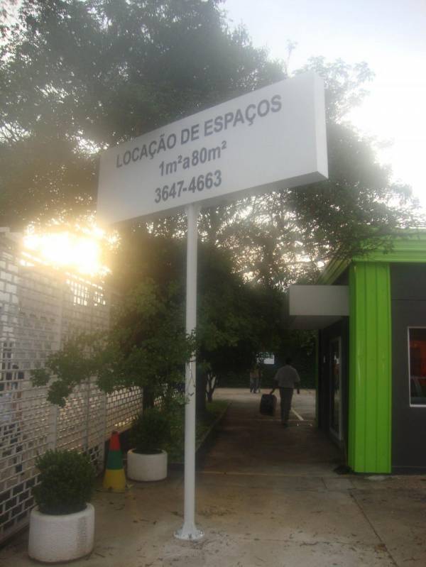 Totem de Sinalização Externa Londrina - Totem de Acrílico para Empresa